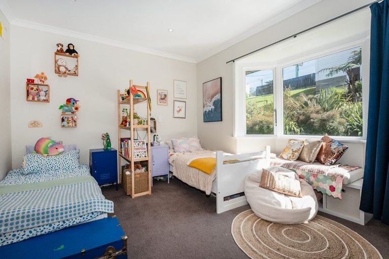 Photo of property in 544 Broadway, Strathmore Park, Wellington, 6022