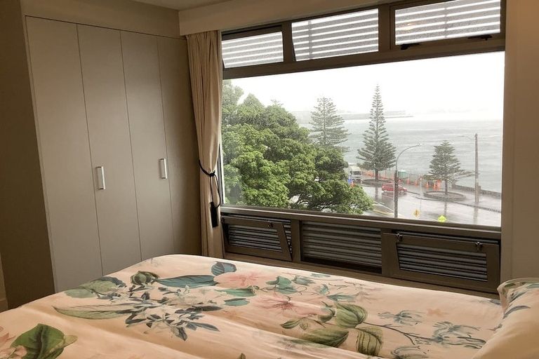 Photo of property in The Capital, 14/370 Oriental Parade, Oriental Bay, Wellington, 6011