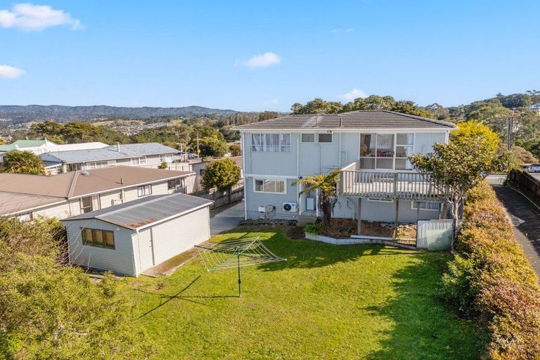 Photo of property in 207 Don Buck Road, Massey, Auckland, 0614