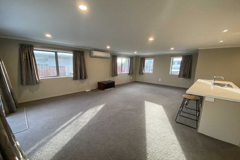 Photo of property in 5 Royalist Avenue, North New Brighton, Christchurch, 8083