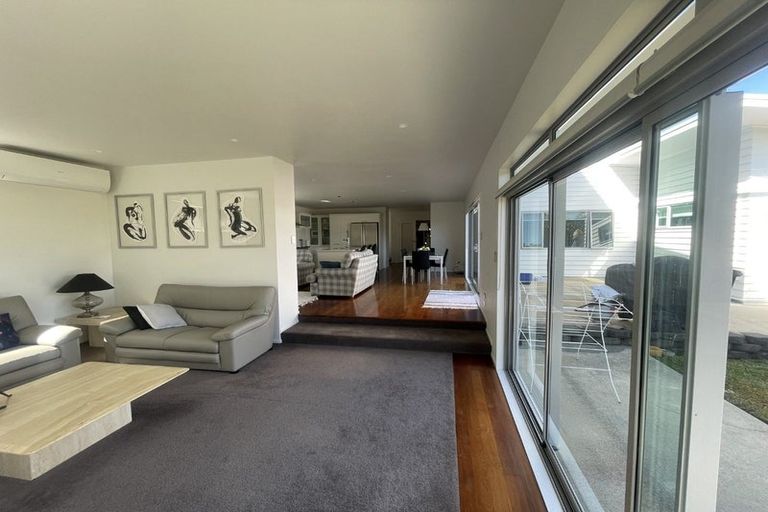 Photo of property in 67 Aberley Road, Schnapper Rock, Auckland, 0632