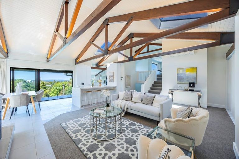 Photo of property in 73 Braemar Road, Castor Bay, Auckland, 0620