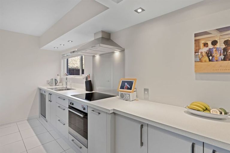 Photo of property in 3/71 Office Road, Merivale, Christchurch, 8014