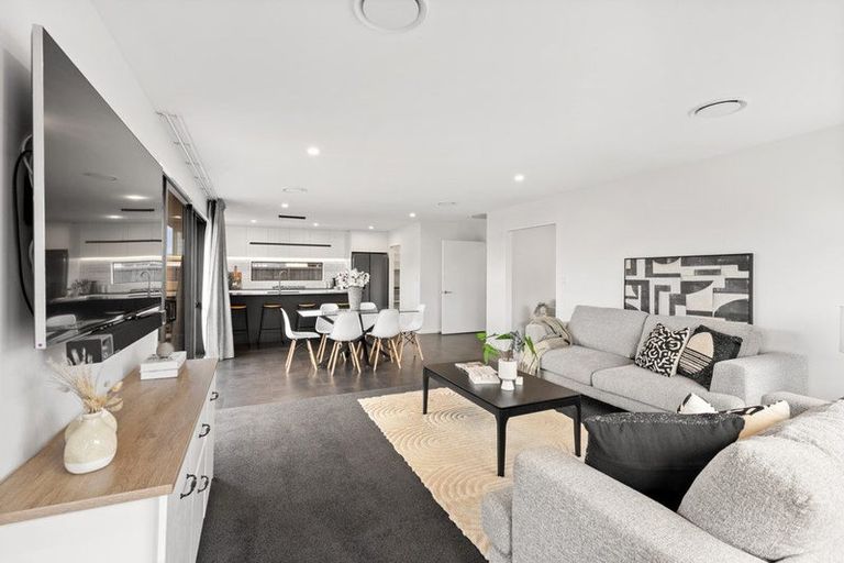 Photo of property in 177 Townsend Road, Rangiora, 7400