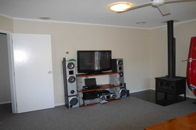 Photo of property in 15 Aaron Court, Paraparaumu Beach, Paraparaumu, 5032