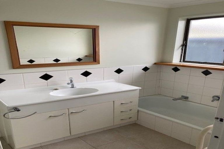 Photo of property in 29b Edgehill Place, Te Puke, 3119