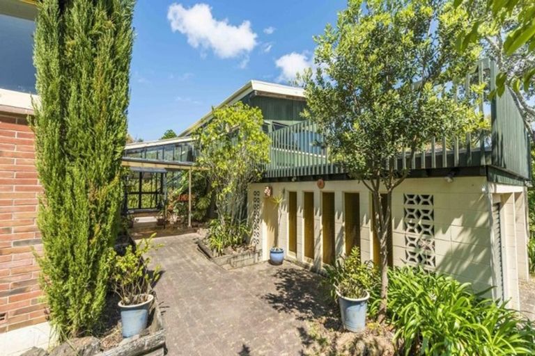 Photo of property in 78 Aberdeen Road, Campbells Bay, Auckland, 0620