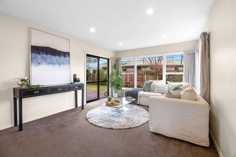 Photo of property in 360 Harewood Road, Bishopdale, Christchurch, 8053