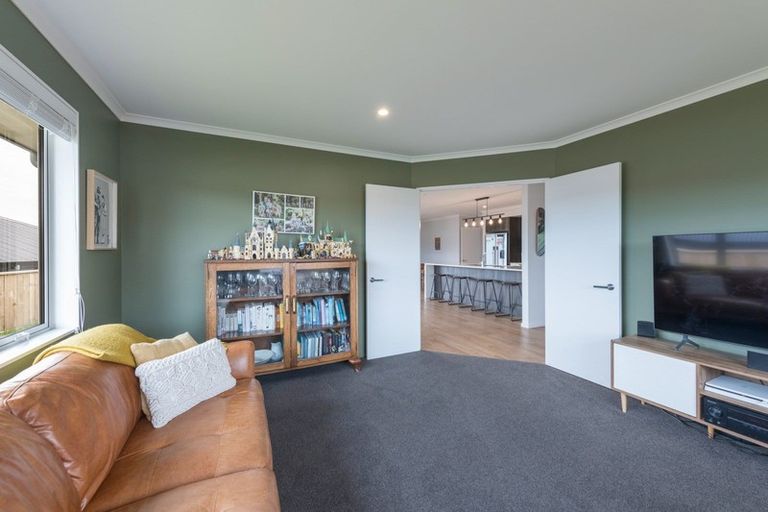 Photo of property in 10 Coppermine Crescent, Brightwater, 7022