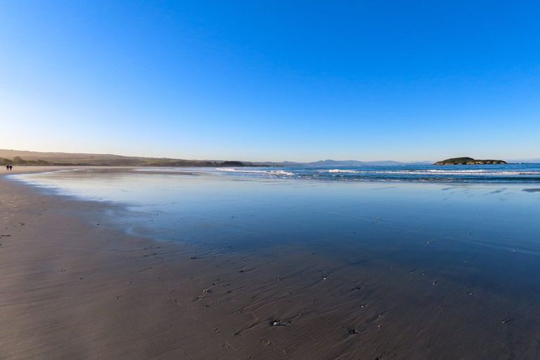 Photo of property in 219 Moturata Road, Taieri Beach, Brighton, 9091