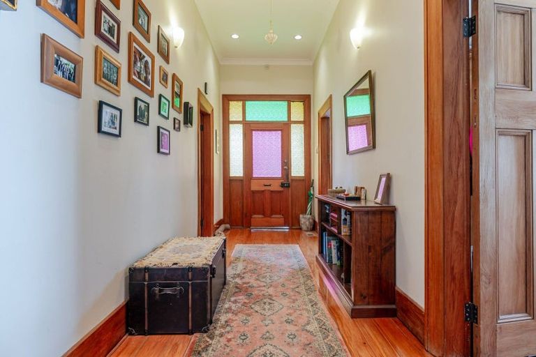 Photo of property in 6 Pascal Street, Palmerston North, 4410