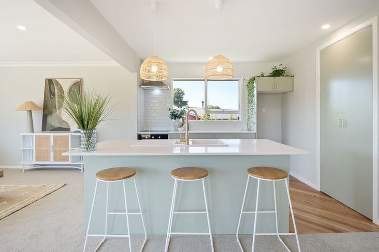 Photo of property in 447b Mairehau Road, Parklands, Christchurch, 8083