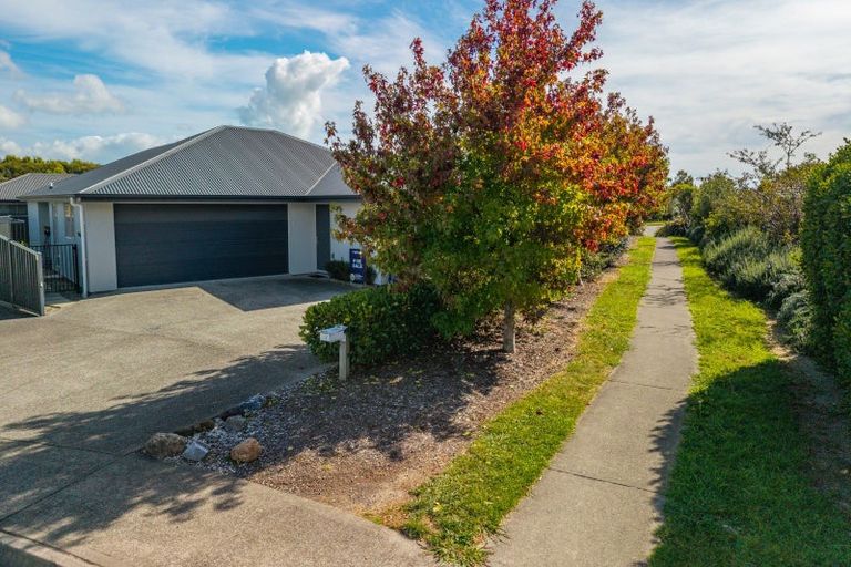 Photo of property in 47 Kendall View, Stoke, Nelson, 7011