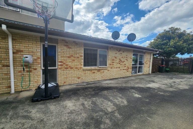Photo of property in 13 Carrick Glen Avenue, Flat Bush, Auckland, 2019