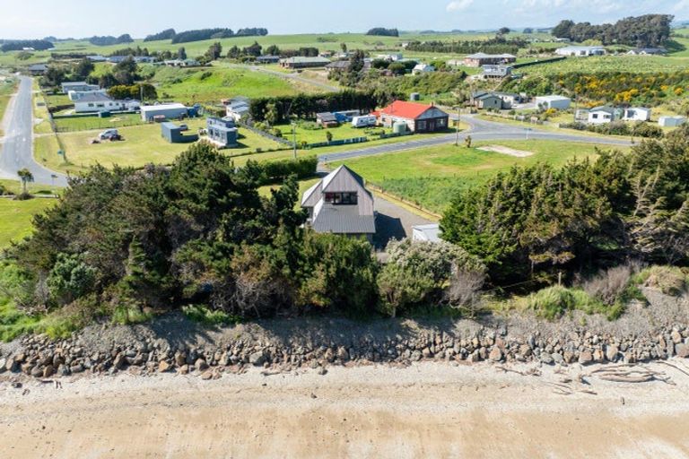 Photo of property in 4 Firth Street, Fortrose, Tokanui, 9875