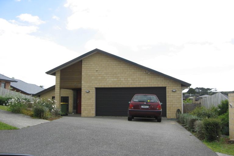Photo of property in 33 Max Short Drive, Pukekohe, 2120