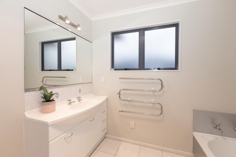 Photo of property in 20a Victoria Avenue, Morrinsville, 3300