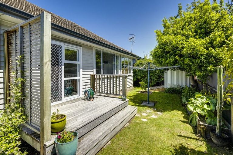 Photo of property in 68 Barton Avenue, Marewa, Napier, 4110