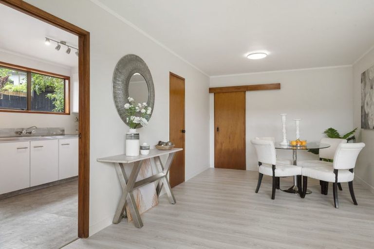 Photo of property in 38 Houston Place, Bayview, Auckland, 0629