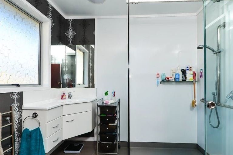 Photo of property in 16 Lindsay Crescent, Nawton, Hamilton, 3200