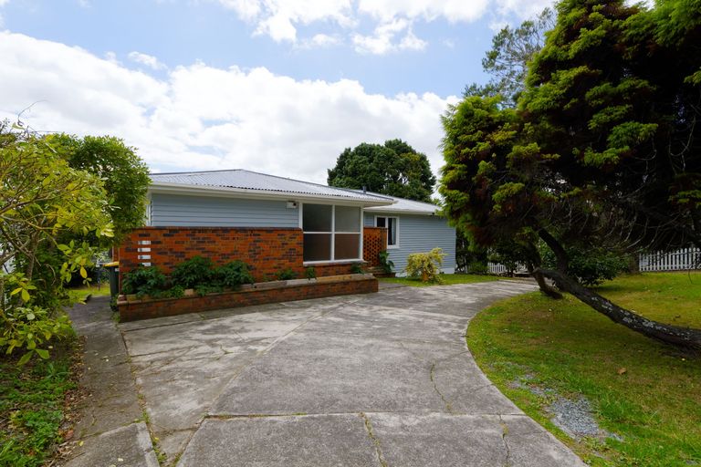 Photo of property in 61 West Coast Road, Glen Eden, Auckland, 0602