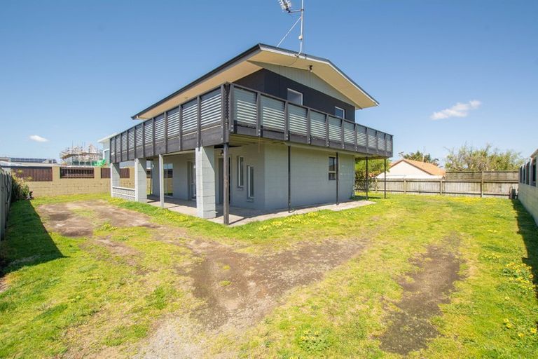 Photo of property in 1328b Papamoa Beach Road, Papamoa Beach, Papamoa, 3118