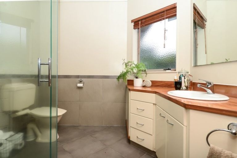 Photo of property in 10 Landell Place, Harrowfield, Hamilton, 3210