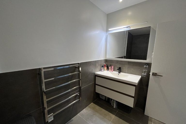 Photo of property in 15b Waka Ama Road, Karaka, Papakura, 2113