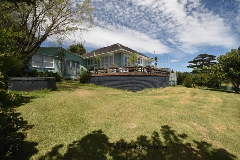 Photo of property in 46 Sandy Beach Road, Tinopai, Matakohe, 0593