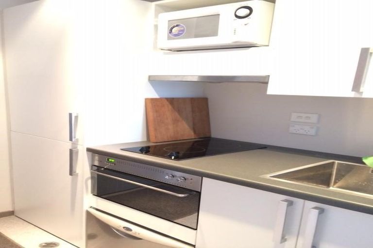 Photo of property in Dual Apartments, 108/142 Vivian Street, Te Aro, Wellington, 6011