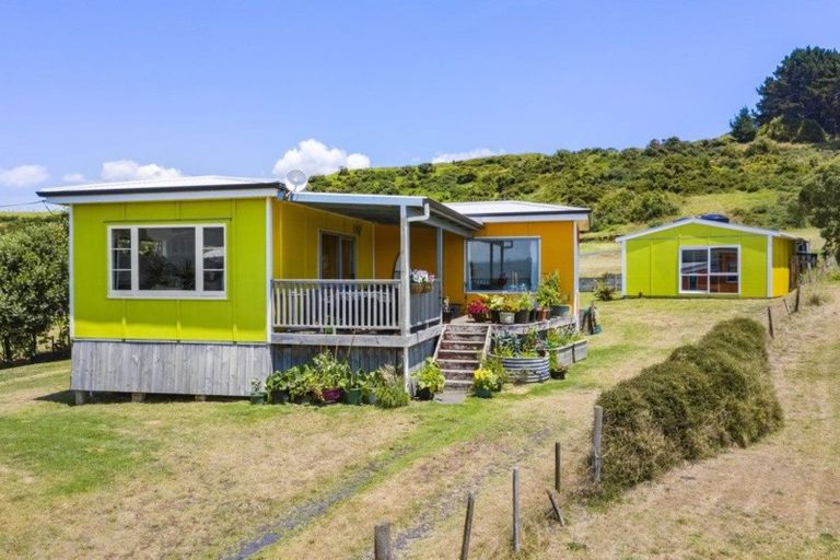 Photo of property in 14 Wainamu Road, Raglan, 3297