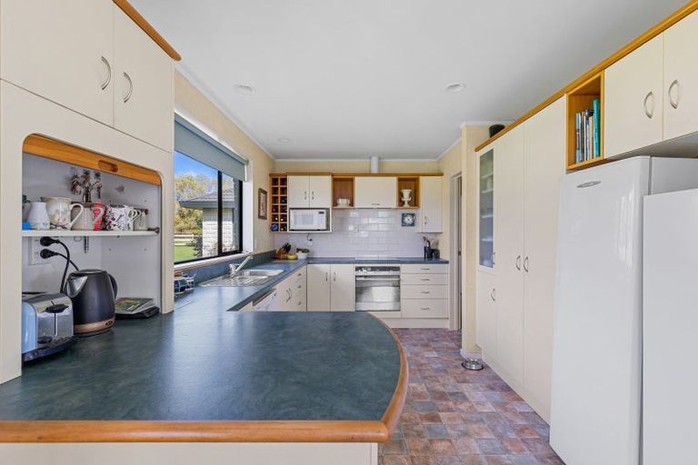 Photo of property in 205-233 Fitzherbert Road East, Aokautere, Palmerston North, 4471