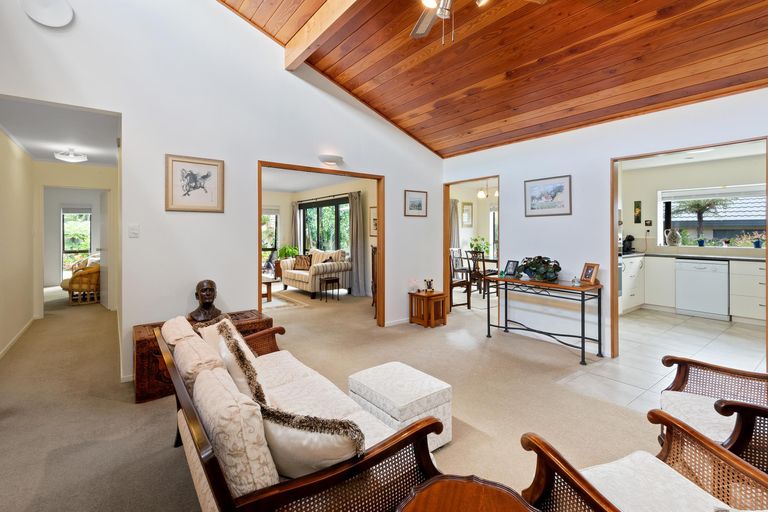 Photo of property in 27 Kereru Street, Maunu, Whangarei, 0110