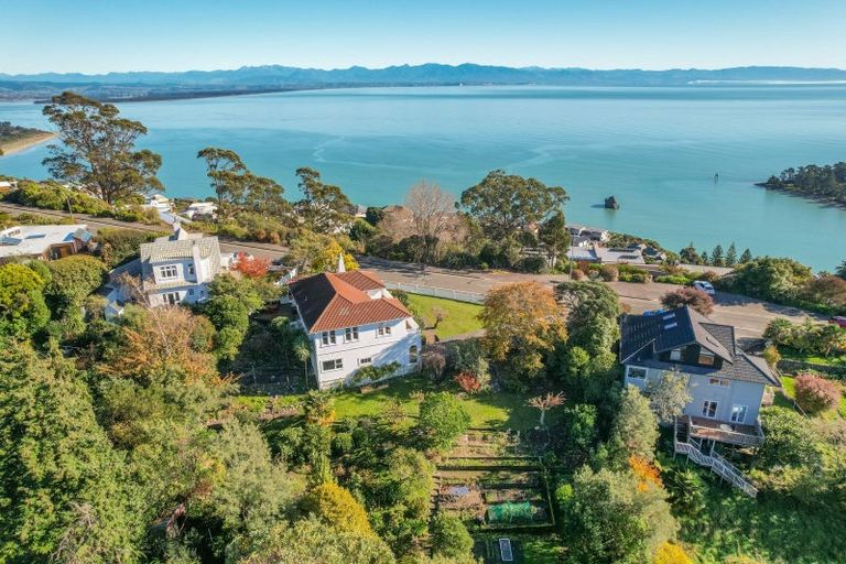 Photo of property in 133 Princes Drive, Britannia Heights, Nelson, 7010