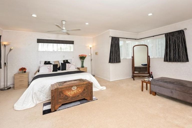 Photo of property in 22 Attymon Lane, East Tamaki, Auckland, 2016