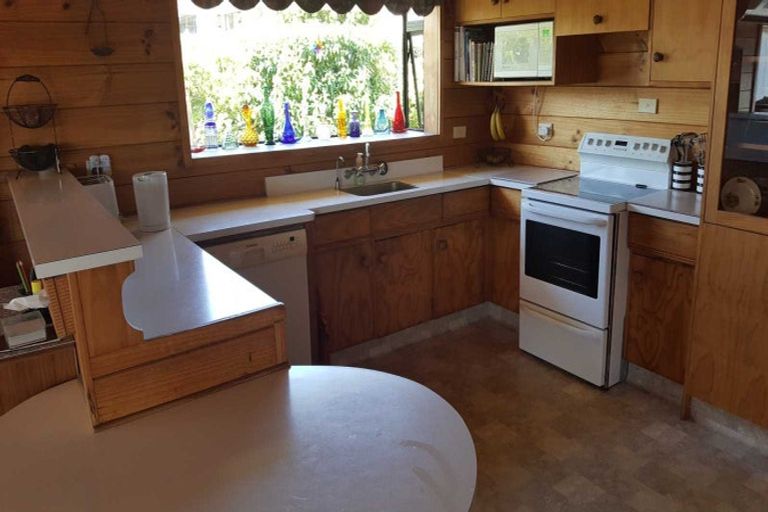 Photo of property in 55 Gilbass Avenue, Hamilton Lake, Hamilton, 3204