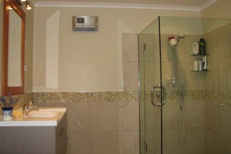 Photo of property in 20 Old Golf Course Road, Bridge Hill, Alexandra, 9320