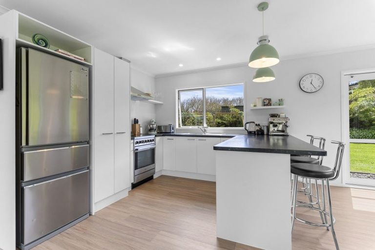 Photo of property in 489a Barrett Road, Omata, New Plymouth, 4374