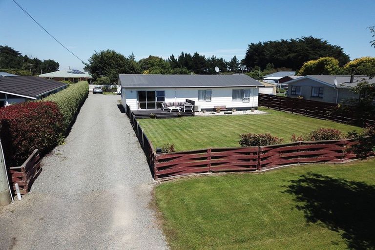 Photo of property in 74 Dalwharn Street, Wallacetown, 9816
