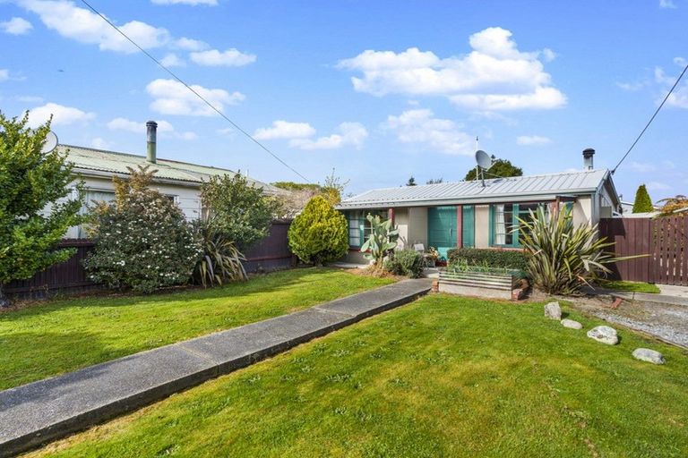 Photo of property in 3 Ourbridge Street, Kainga, Christchurch, 8083