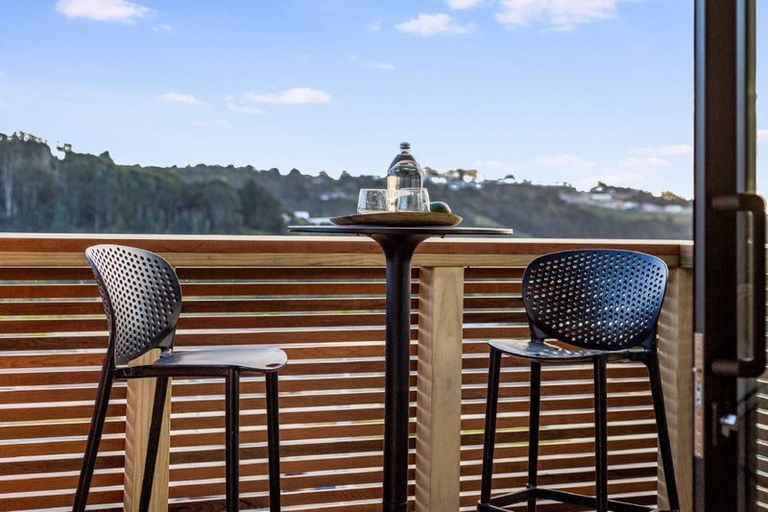 Photo of property in 45 Oakum Road, Whitby, Porirua, 5024