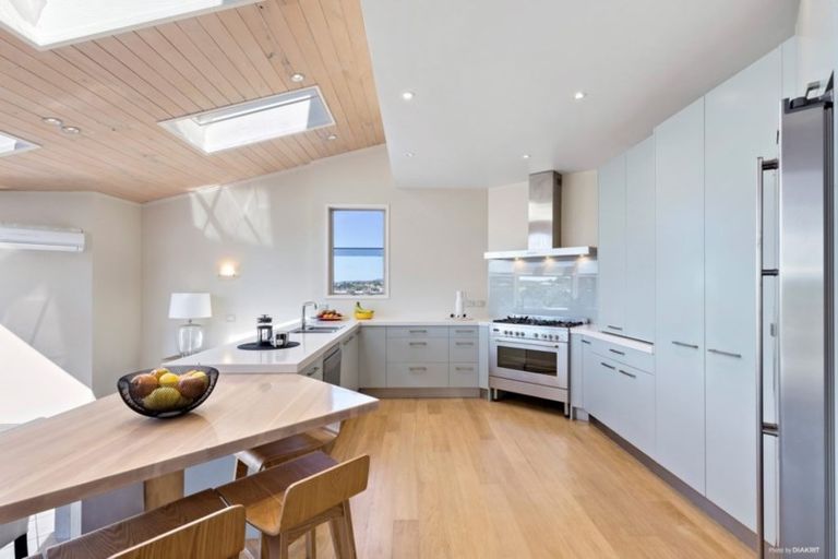 Photo of property in 38 Bannings Way, Hobsonville, Auckland, 0618