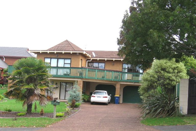 Photo of property in 3 Sturm Avenue, Massey, Auckland, 0614