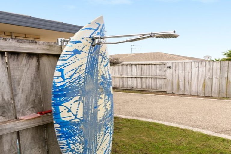 Photo of property in 315 Gravatt Road, Papamoa Beach, Papamoa, 3118