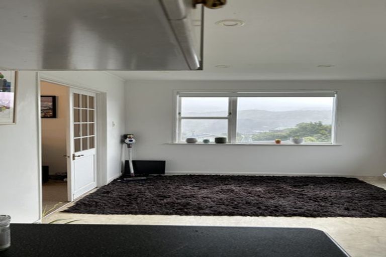 Photo of property in 2 Foyle Street, Island Bay, Wellington, 6023