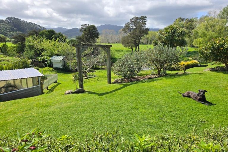 Photo of property in 8874 Paeroa Kopu Road, Puriri, Thames, 3578
