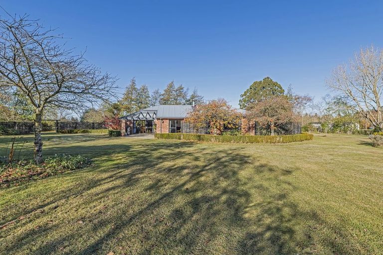 Photo of property in 12 Dawn Place, Kirwee, Darfield, 7571