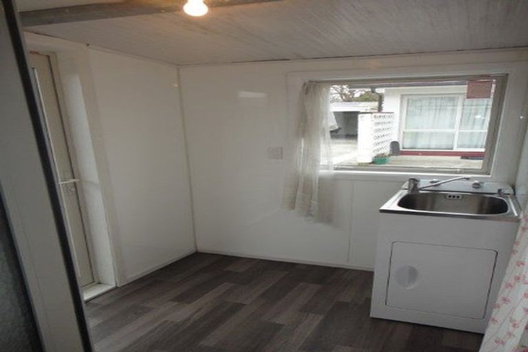 Photo of property in 11a Renfrew Street, Upper Riccarton, Christchurch, 8041