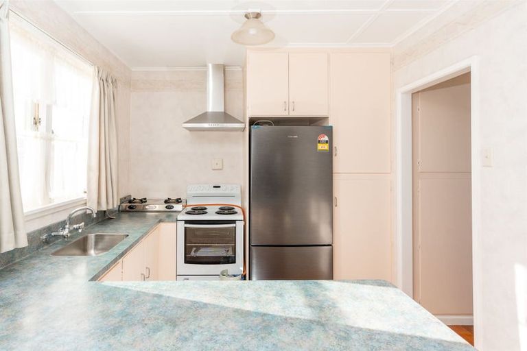 Photo of property in 96 Peacockes Road, Fitzroy, Hamilton, 3206