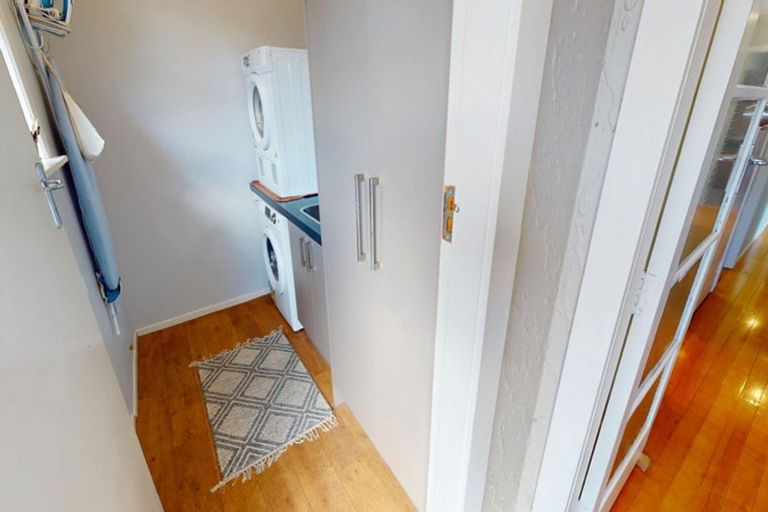 Photo of property in 11 Lewis Place, Highbury, Palmerston North, 4412